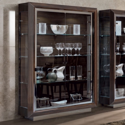 Product photograph of Camel Elite Day Patrician Walnut Italian 2 Door Vitrine from Choice Furniture Superstore