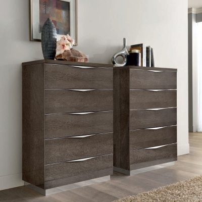 Product photograph of Camel Platinum Night Italian 5 Drawer Tallboy Chest from Choice Furniture Superstore