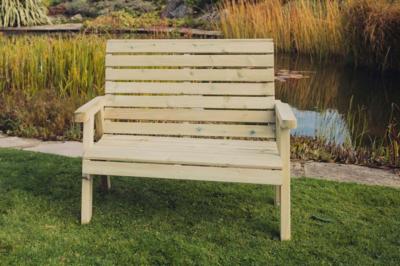 Churnet Valley Clover Bench