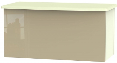 Product photograph of Knightsbridge Mushroom And Cream Blanket Box from Choice Furniture Superstore