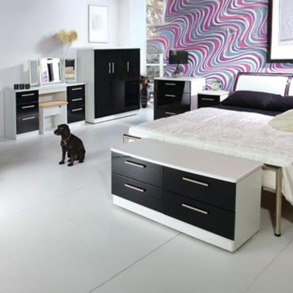 Welcome Furniture Knightsbridge High Gloss Black and White
