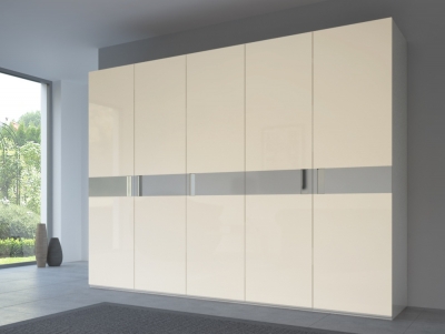 Product photograph of 20up Front 5b Wardrobe With Matt Glass Front from Choice Furniture Superstore
