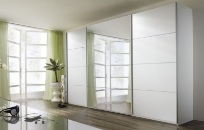 Quadra 3 Door Mirror Sliding Wardrobe in White - W 315cm