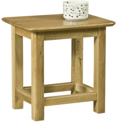 Product photograph of Shaker Oak Side Table from Choice Furniture Superstore