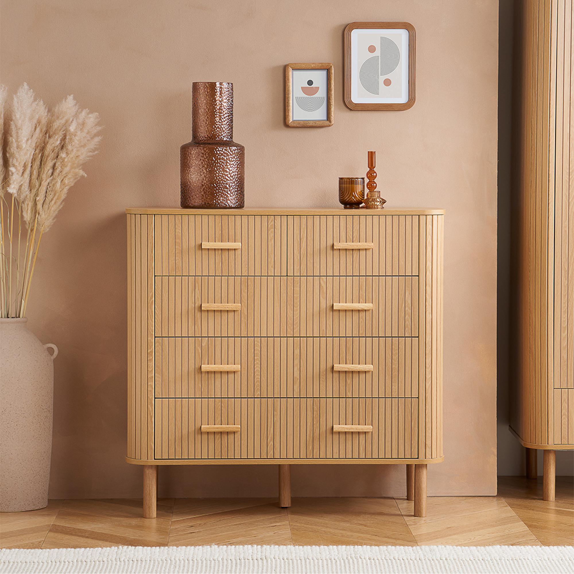 Axel Oak Fluted Curved 5 Drawer Chest