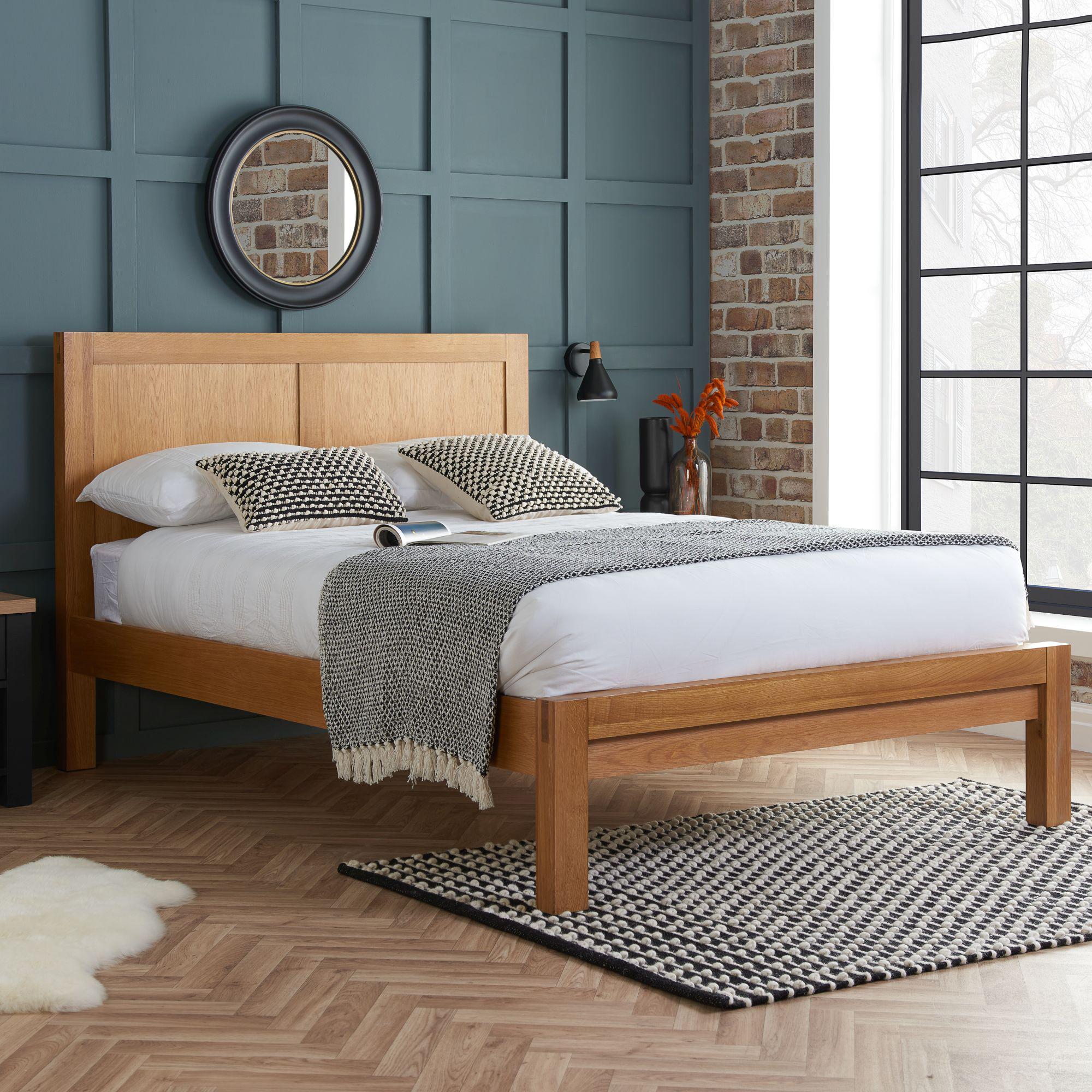 Bellevue Oak Bed - Sizes Available