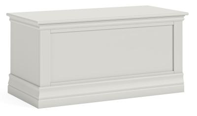 Product photograph of Bordeaux Cotton White Blanket Box from Choice Furniture Superstore