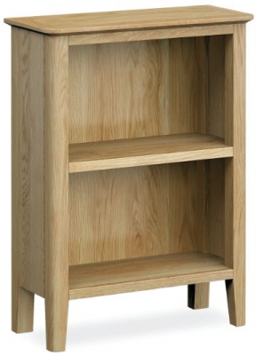 Product photograph of Shaker Oak Small Bookcase from Choice Furniture Superstore