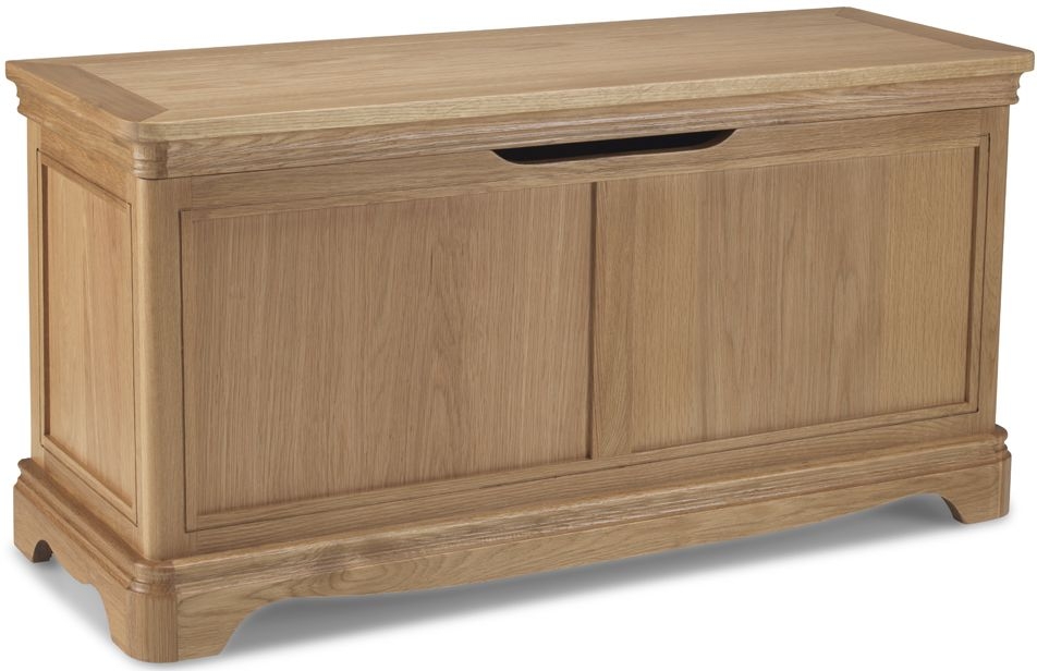 Louis Philippe French Oak Ottoman Storage Box For Blanket Storage In Bedroom