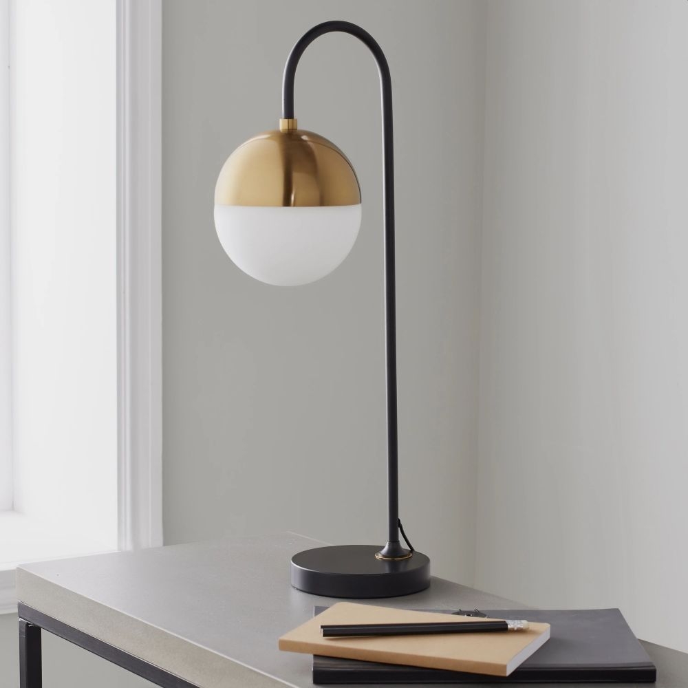 Mesita Black Gold Table Lamp