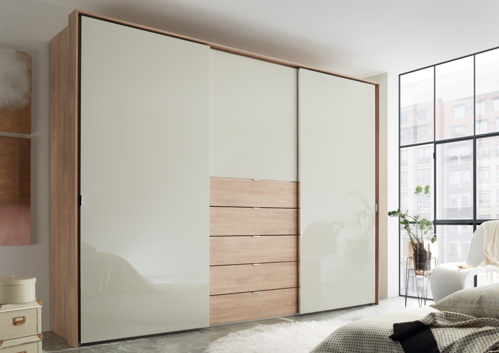 Staud Media Multi Sliding Wardrobe Version 1