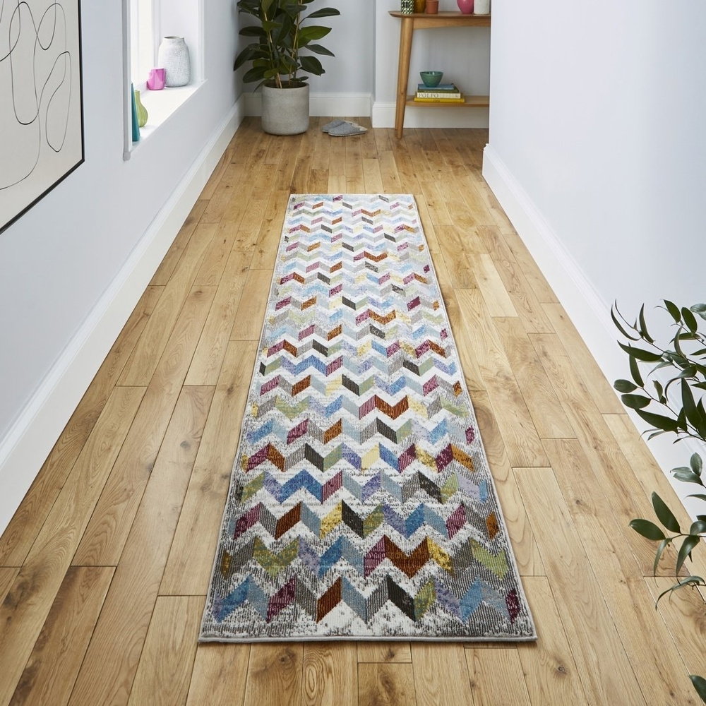 16th Avenue Multi Colored Runner 36a