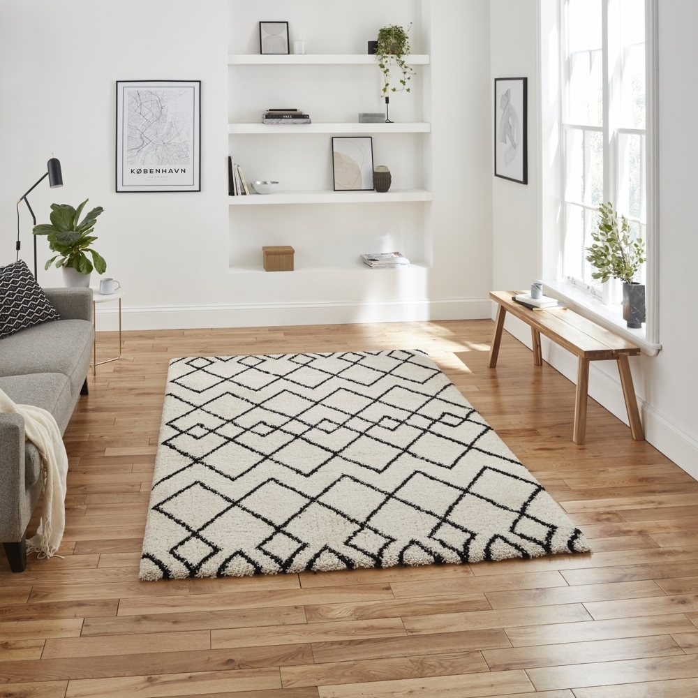 Royal Nomadic White And Black Rug A638