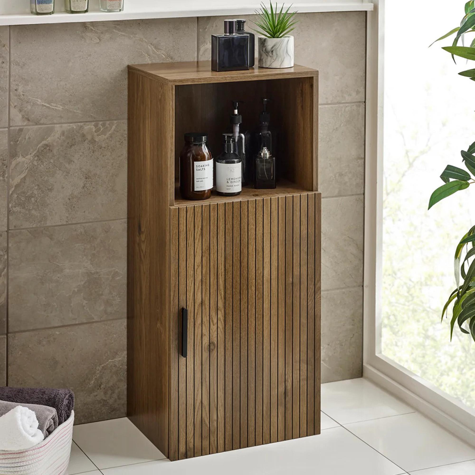 Hampshire Bathroom Storage Cabinet - 1 Door - Slatted - Walnut - Wood