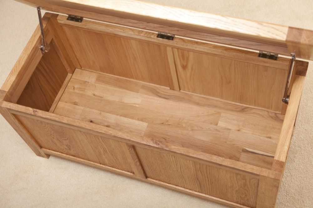 Kent Oak Blanket Box