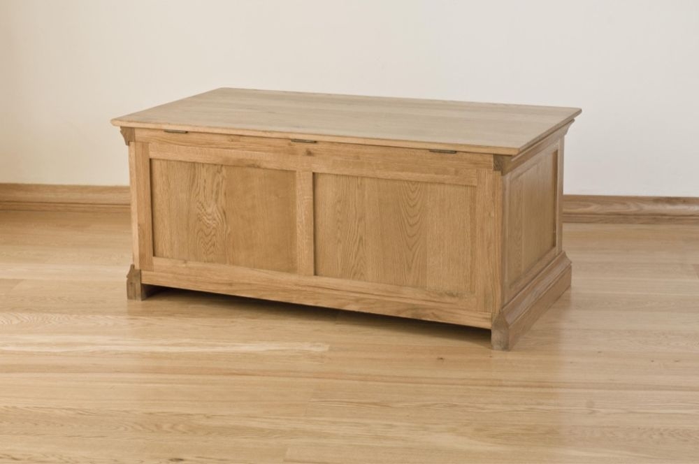 Lyon Oak Blanket Box