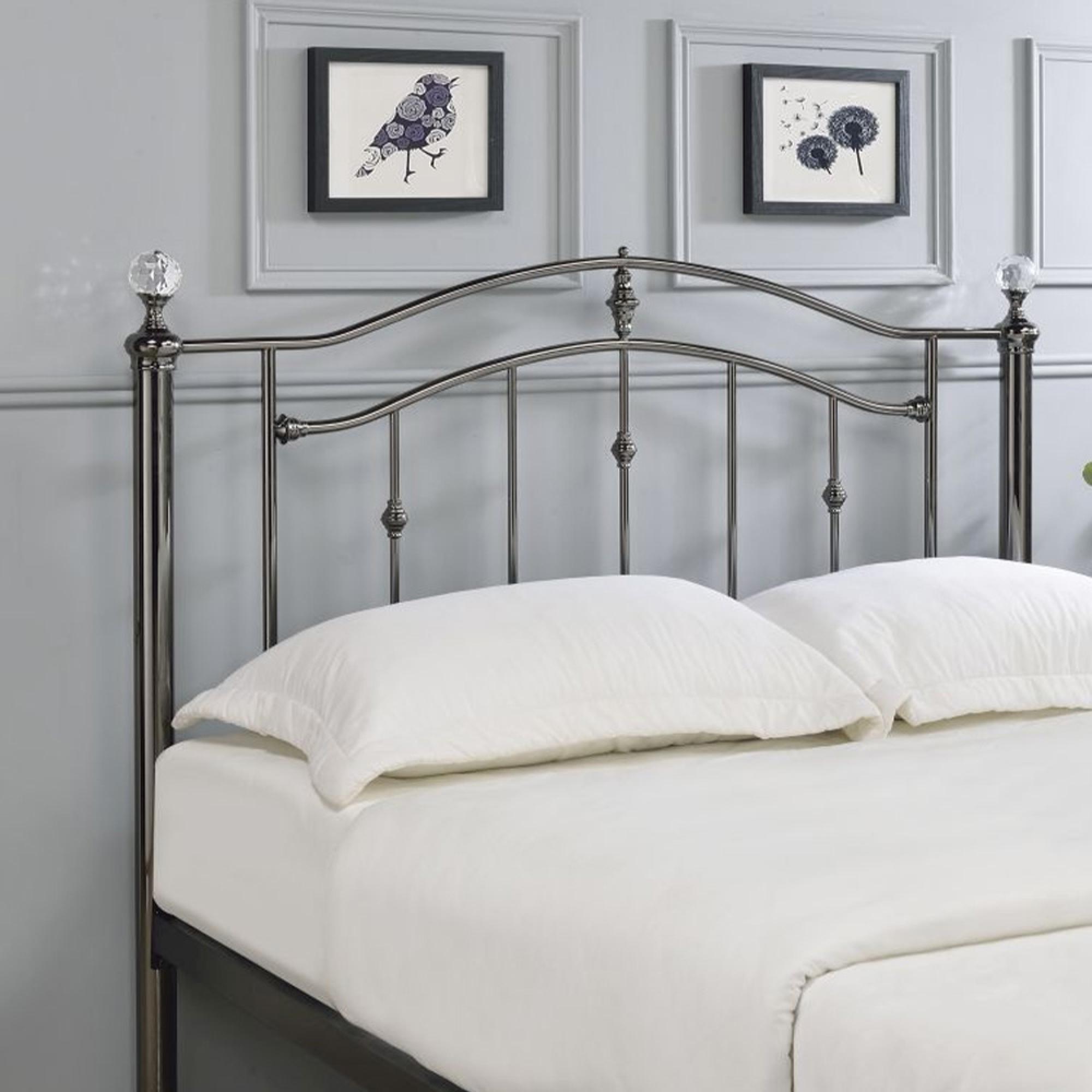 Camas Black Metal Bed - Sizes Available