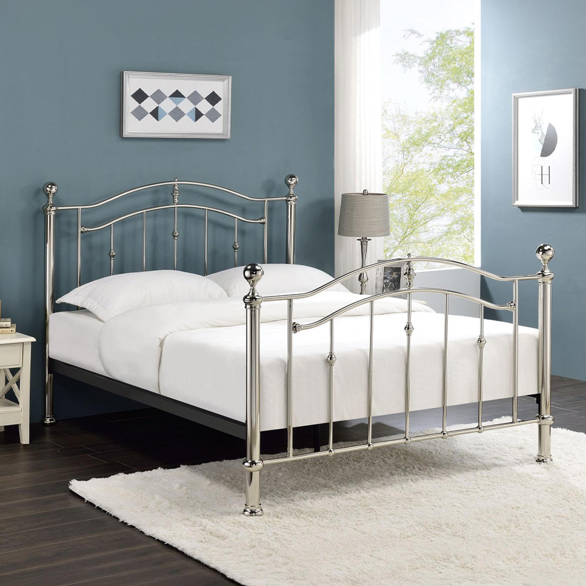 Camas Chrome Metal Bed - Sizes Available