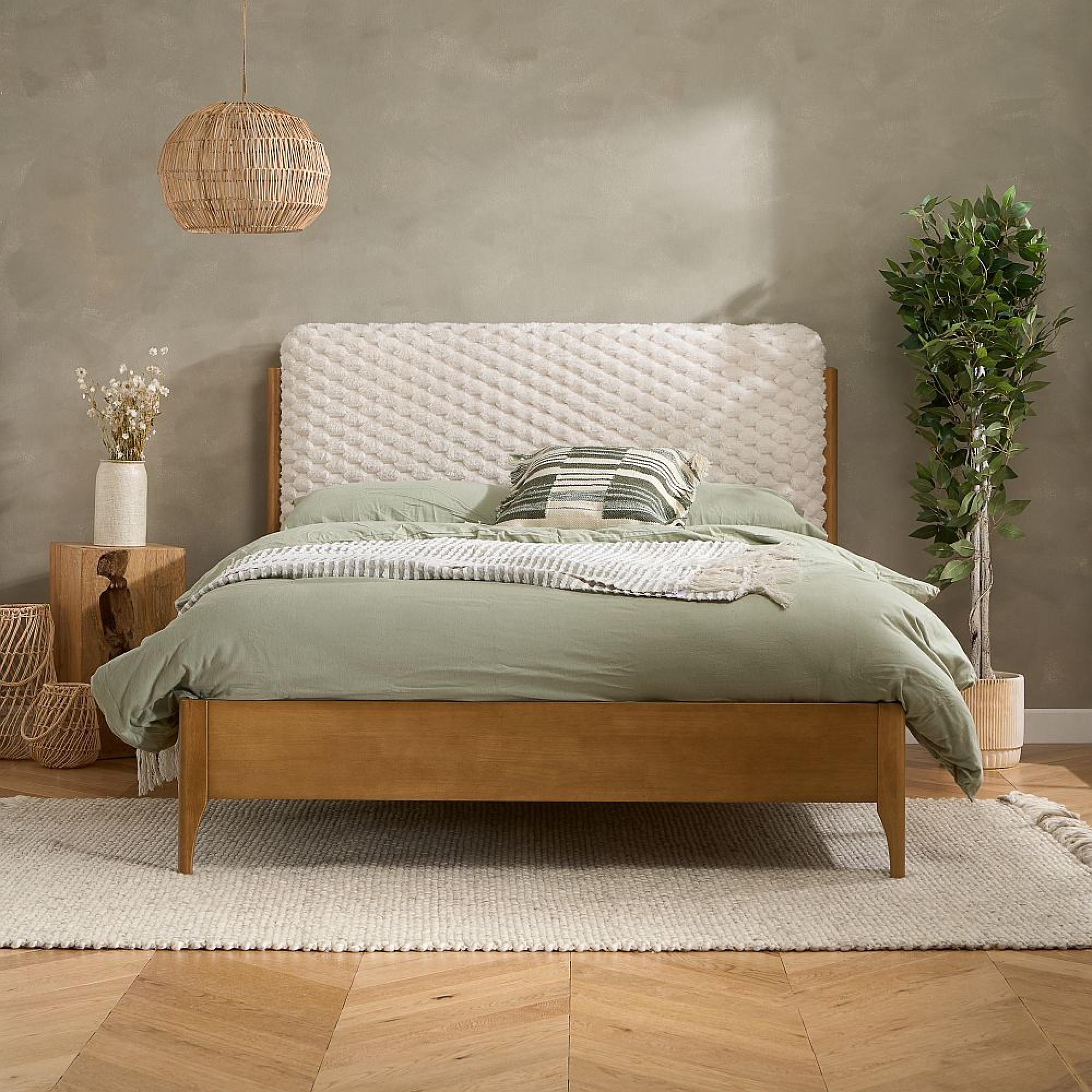 Hatti Bed - White - Sizes Available