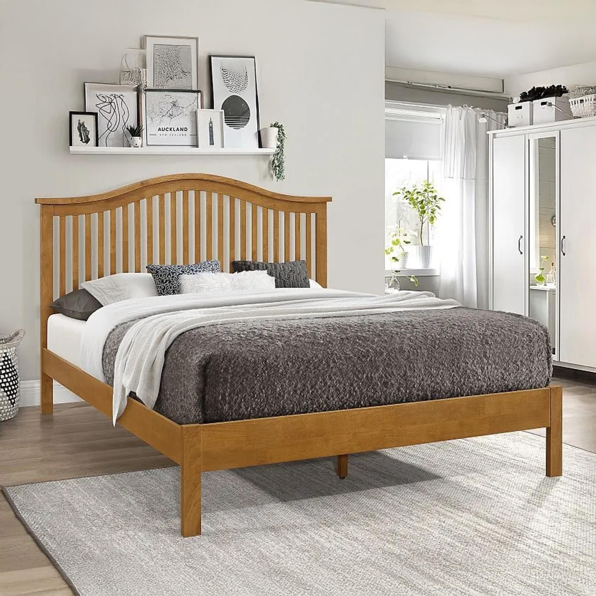 Chester Bed - Oak - Sizes Available