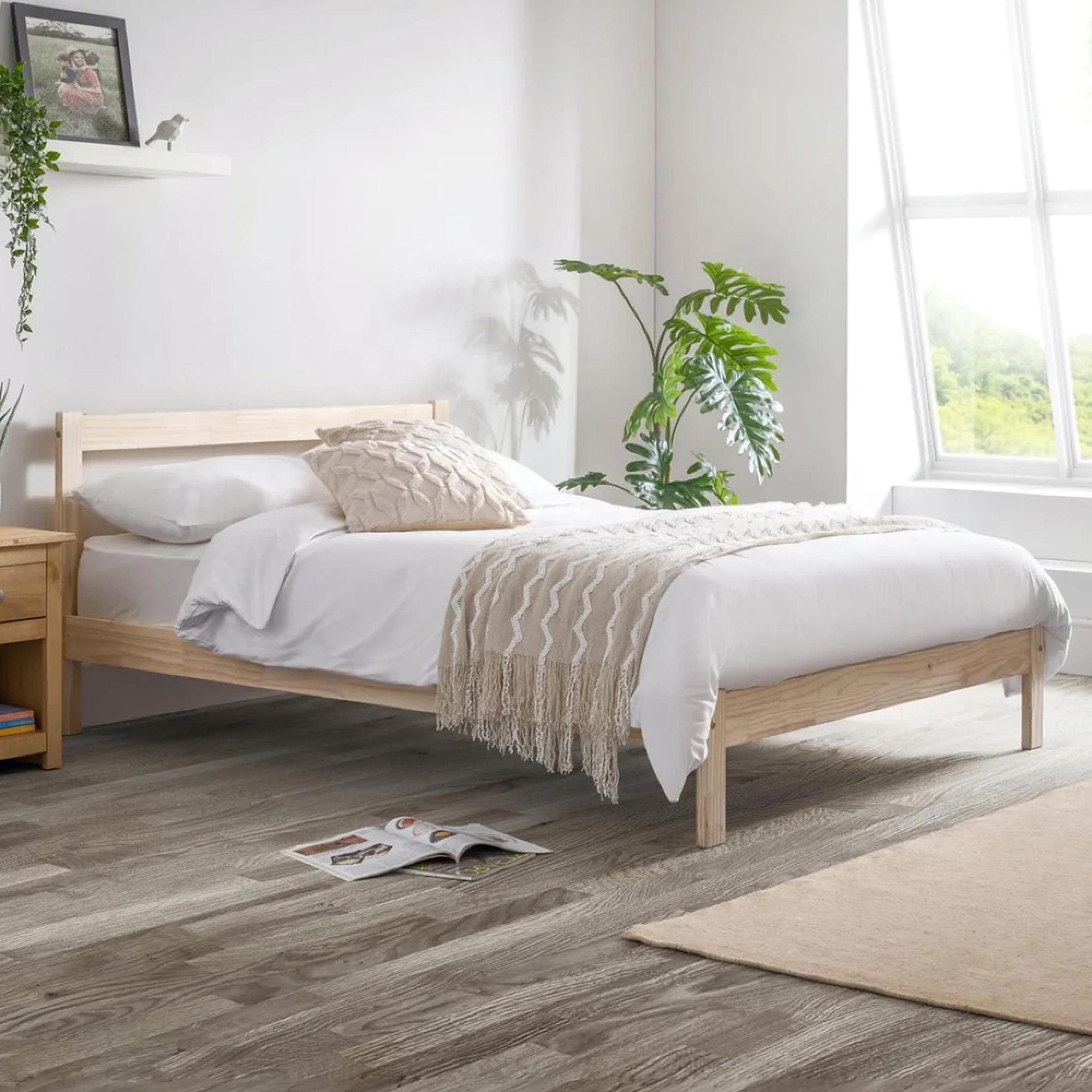 Sami Bed - 4ft 6in Double - Natural - Pine