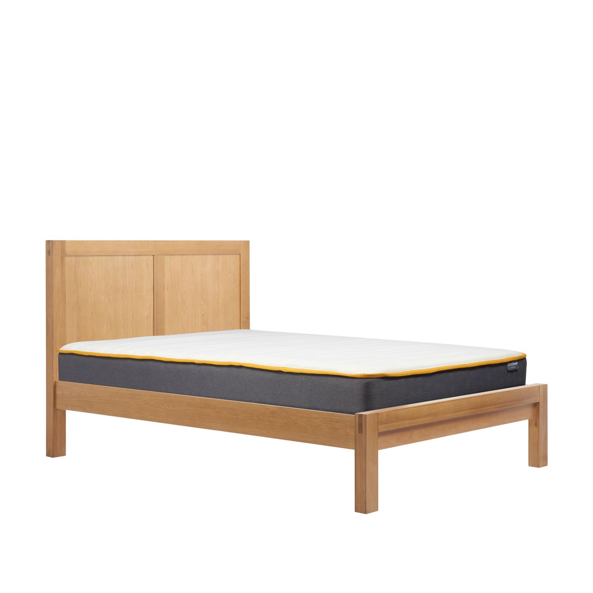 Bellevue Bed - Oak - Sizes Available