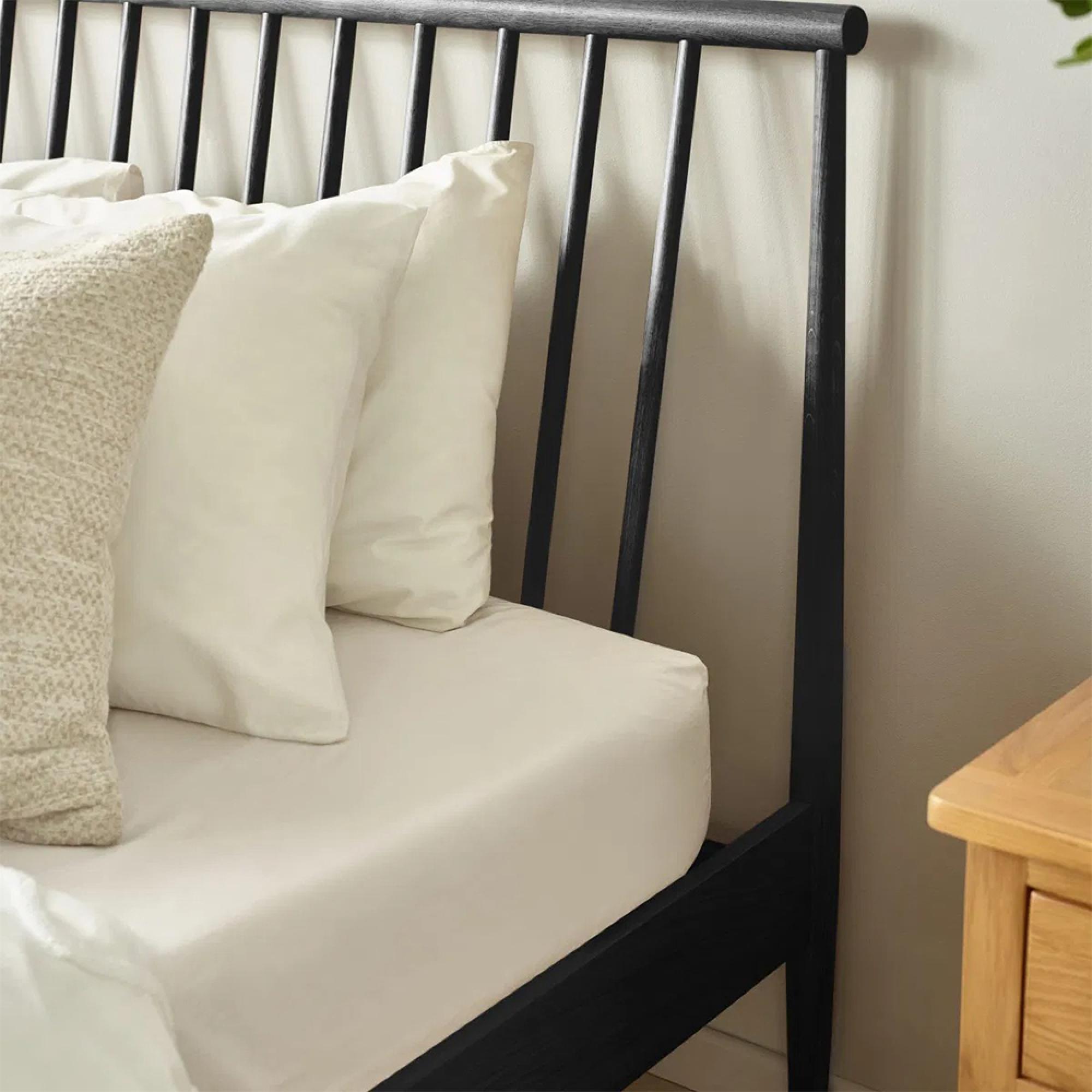 Belton Black Oak Spindle Bed - Sizes Available