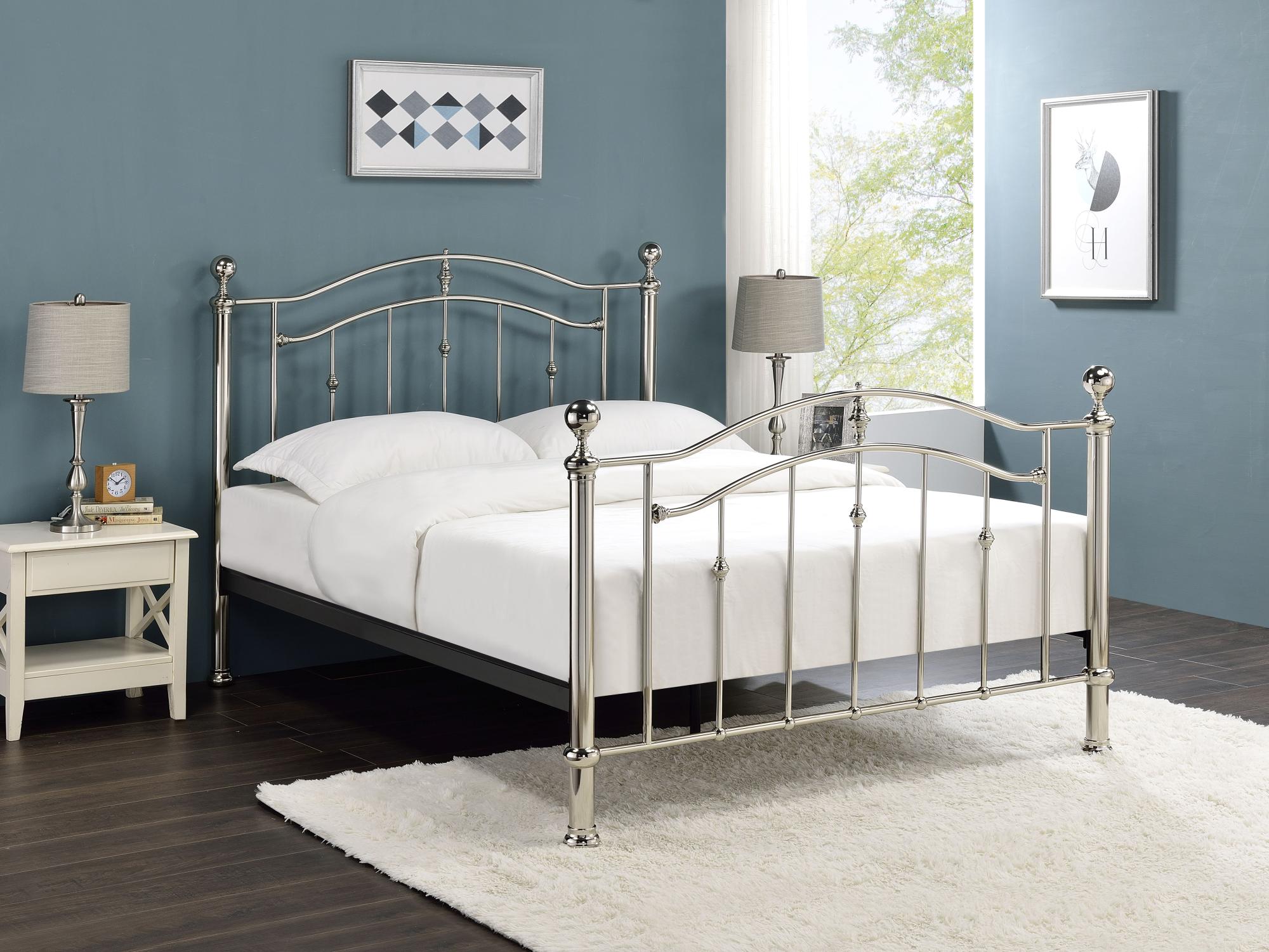 Camas Chrome Metal Bed - Sizes Available
