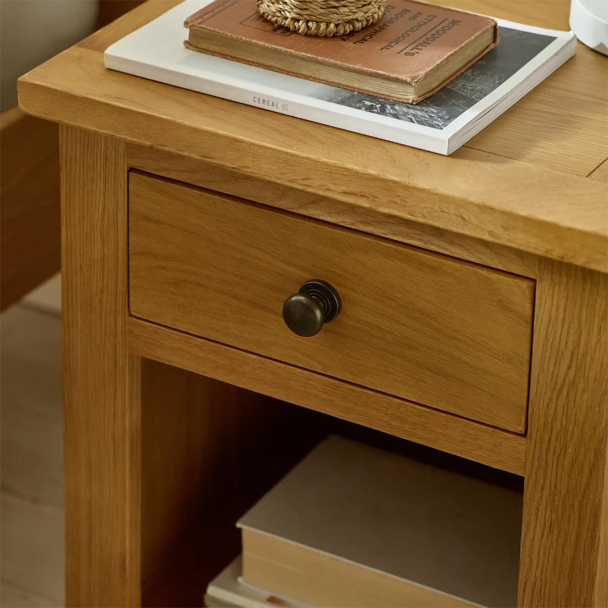 Marlborough Bedside Cabinet - 1 Drawer - Oak