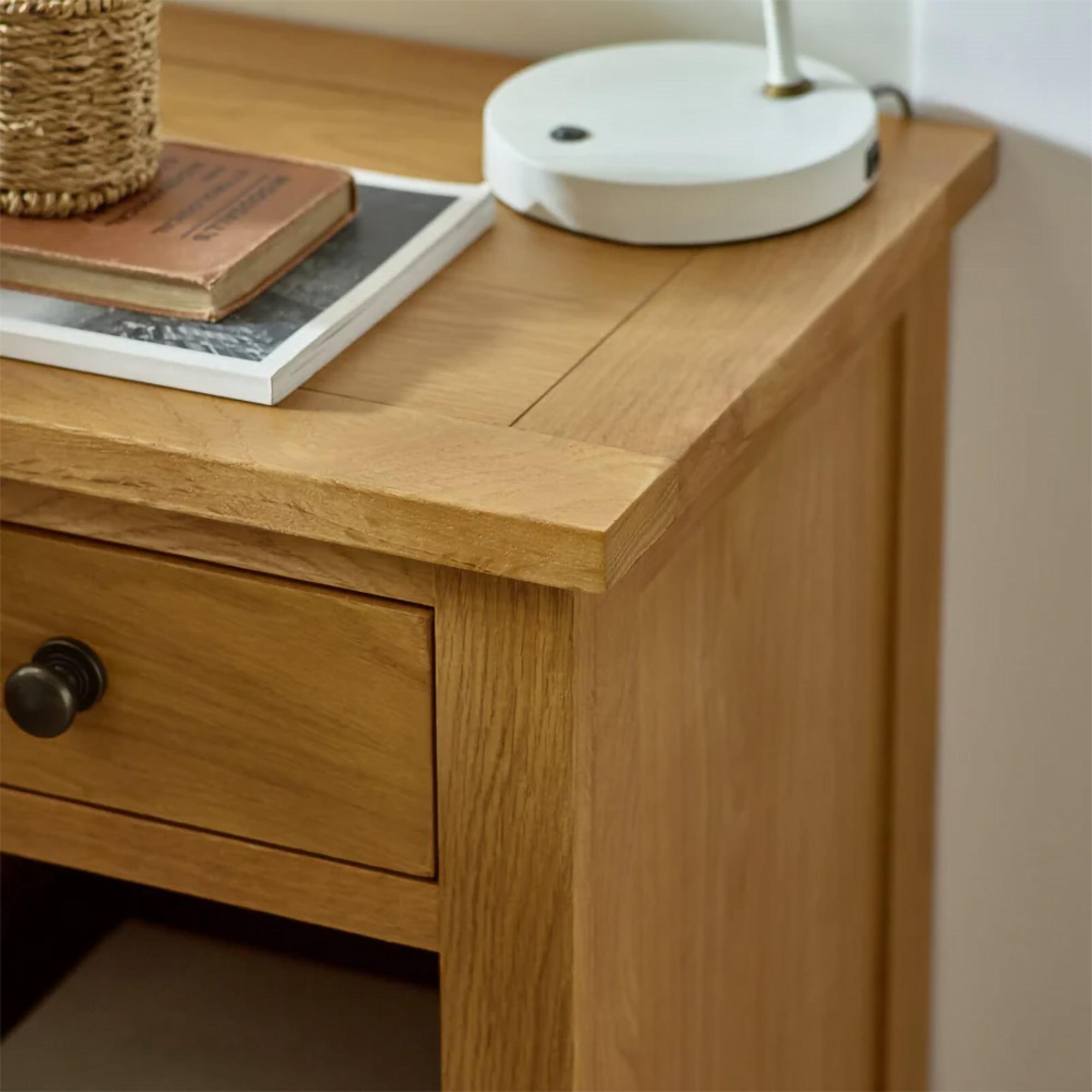 Marlborough Bedside Cabinet - 1 Drawer - Oak