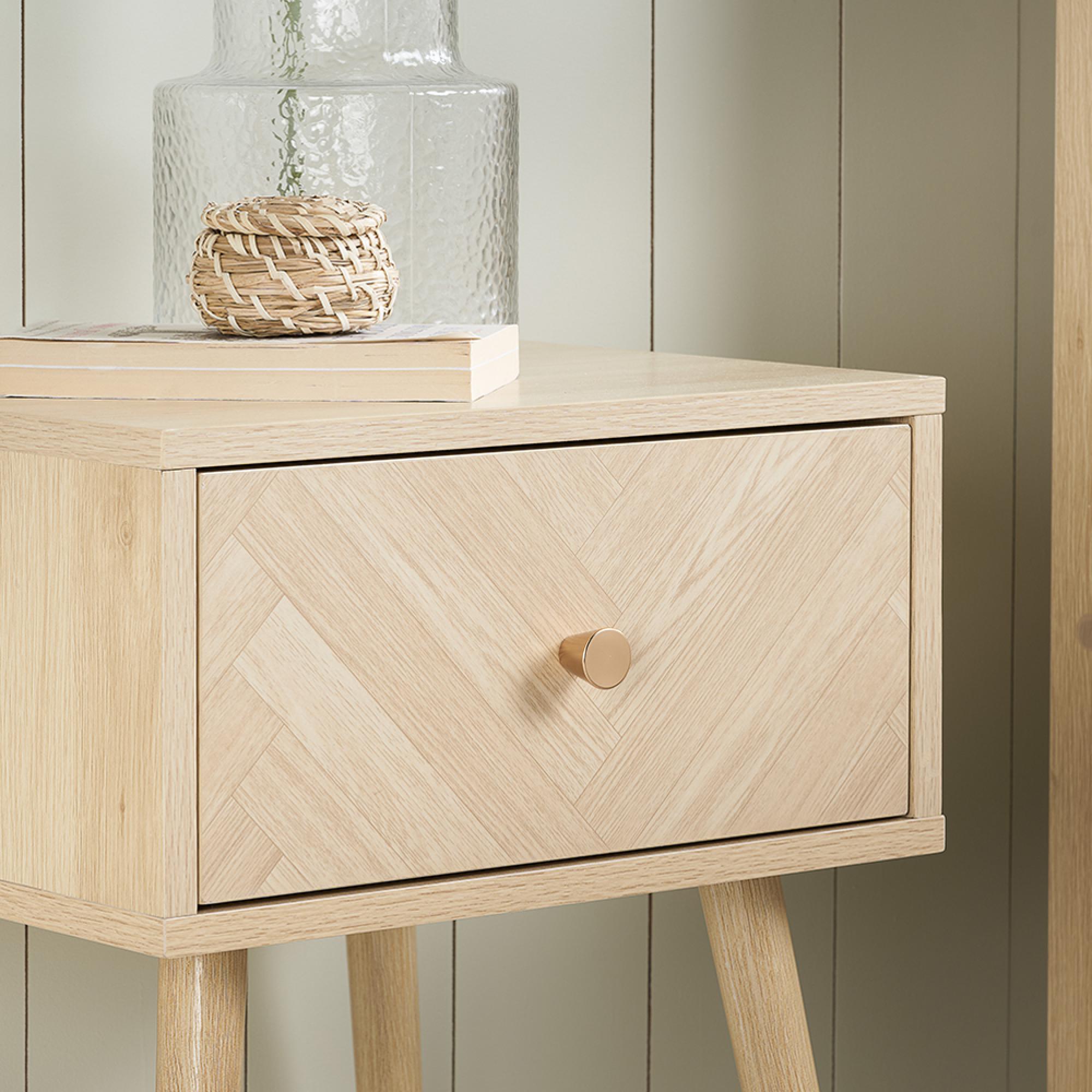 Herringford Bedside Table - 1 Drawer - Oak