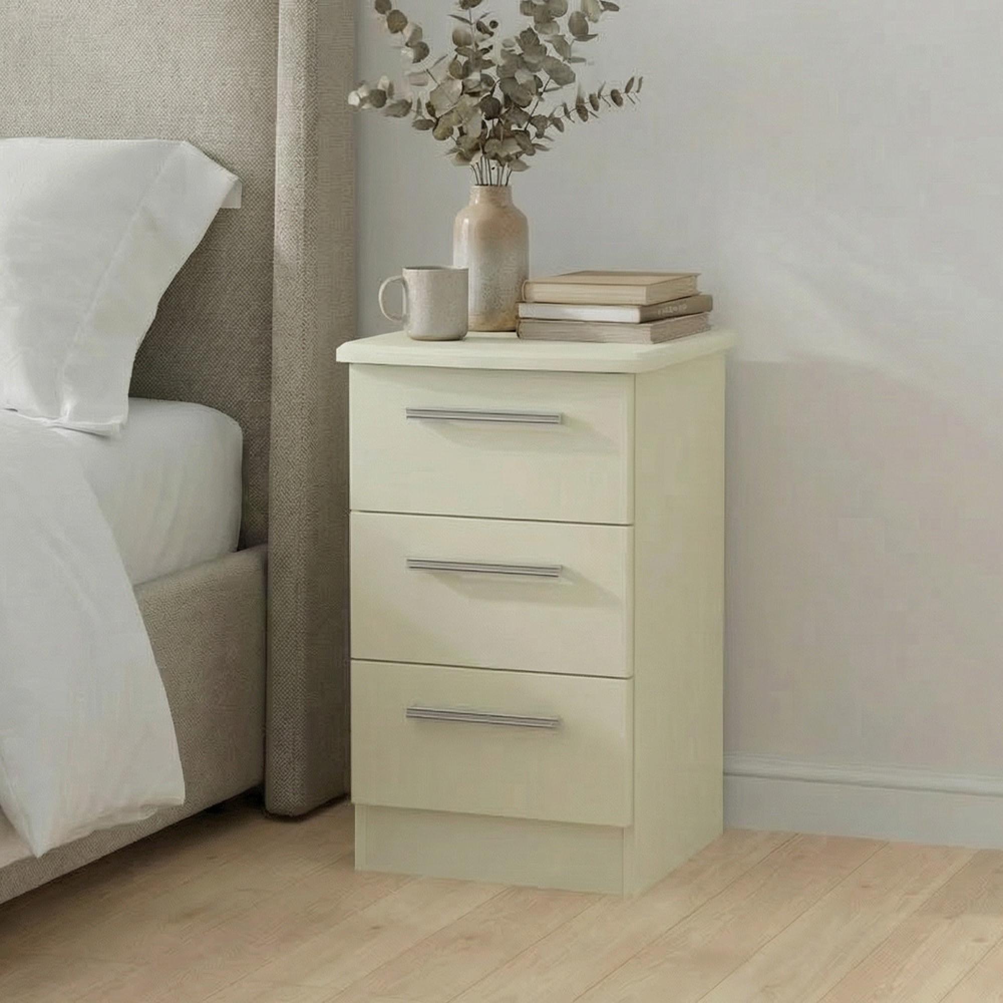 Knightsbridge Bedside Cabinet - 3 Drawer - Cream Gloss