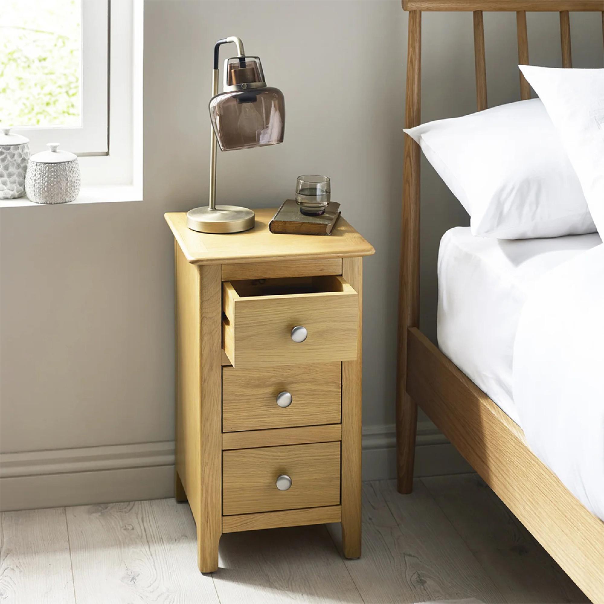 Somerset Compact Bedside Table - 3 Drawer - Oak