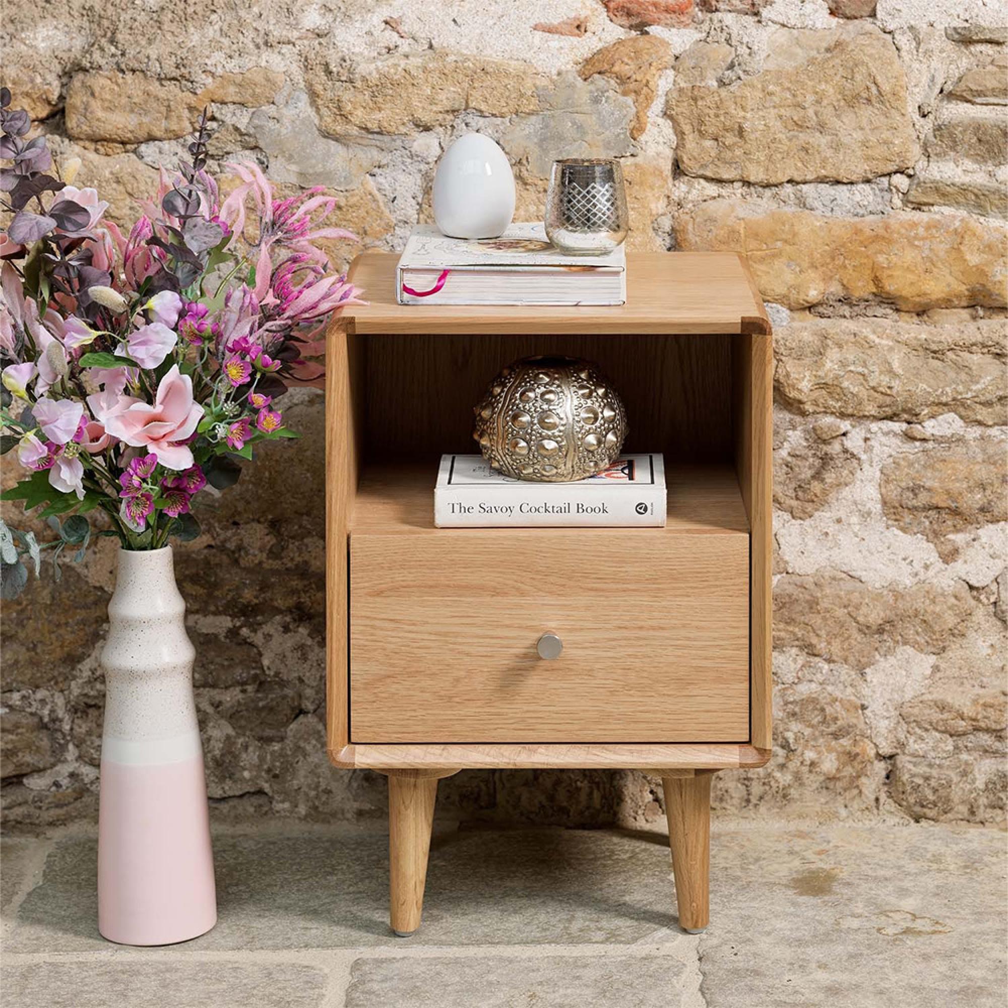 Jenson Oak Bedside Table - 1 Drawer