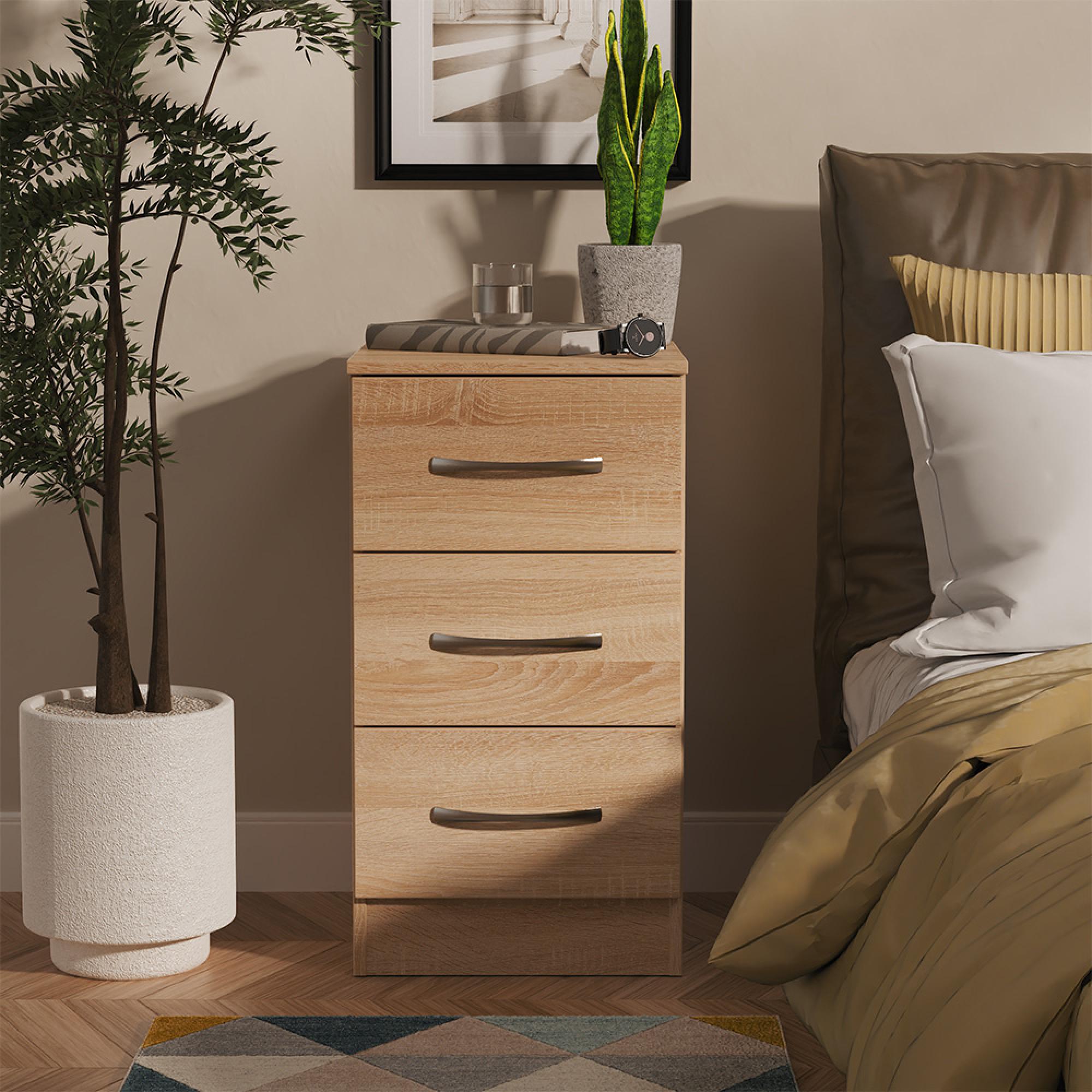 Avon Bedside Cabinet - 3 Drawer - Oak