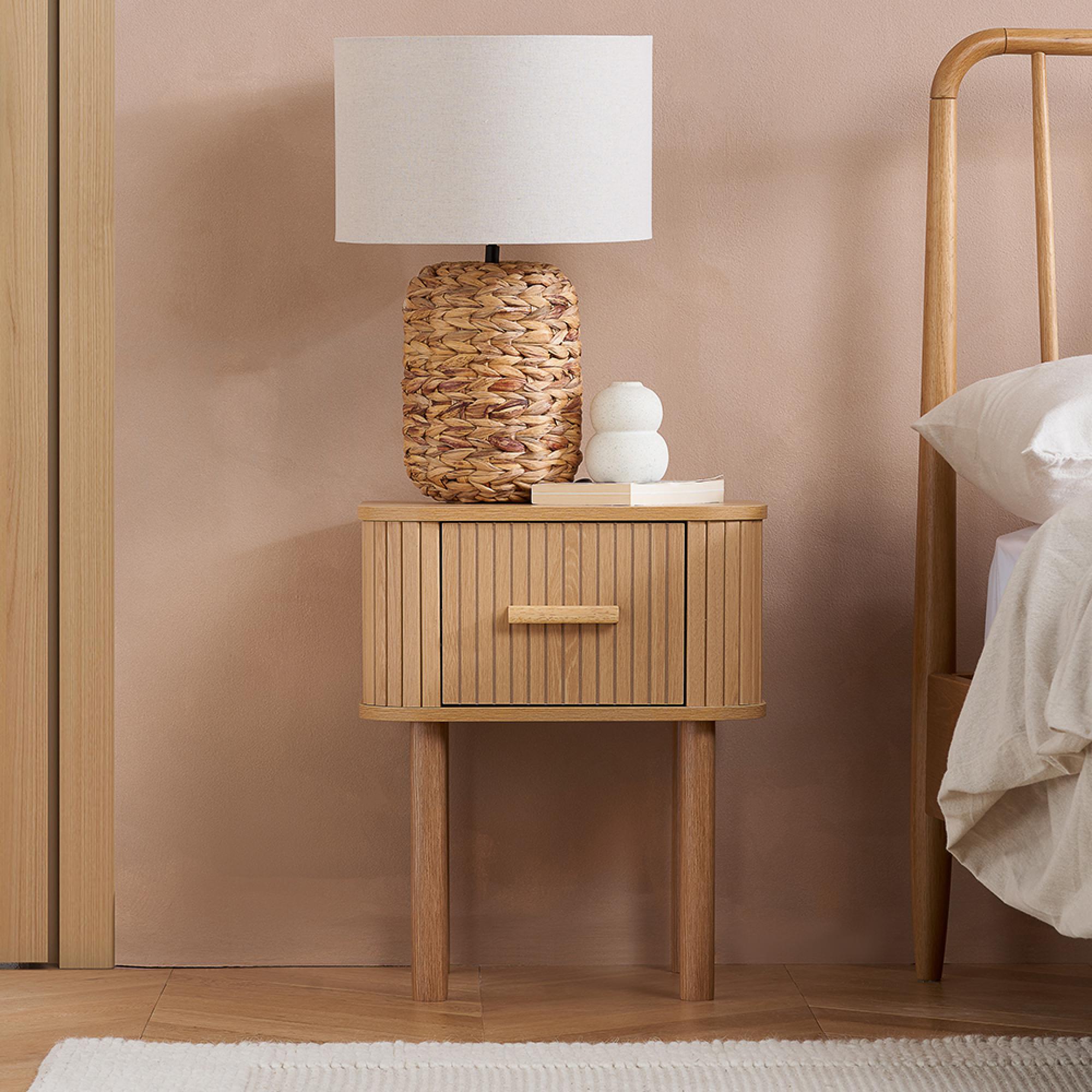 Axel Curved Bedside Table - 1 Drawer - Oak Fluted