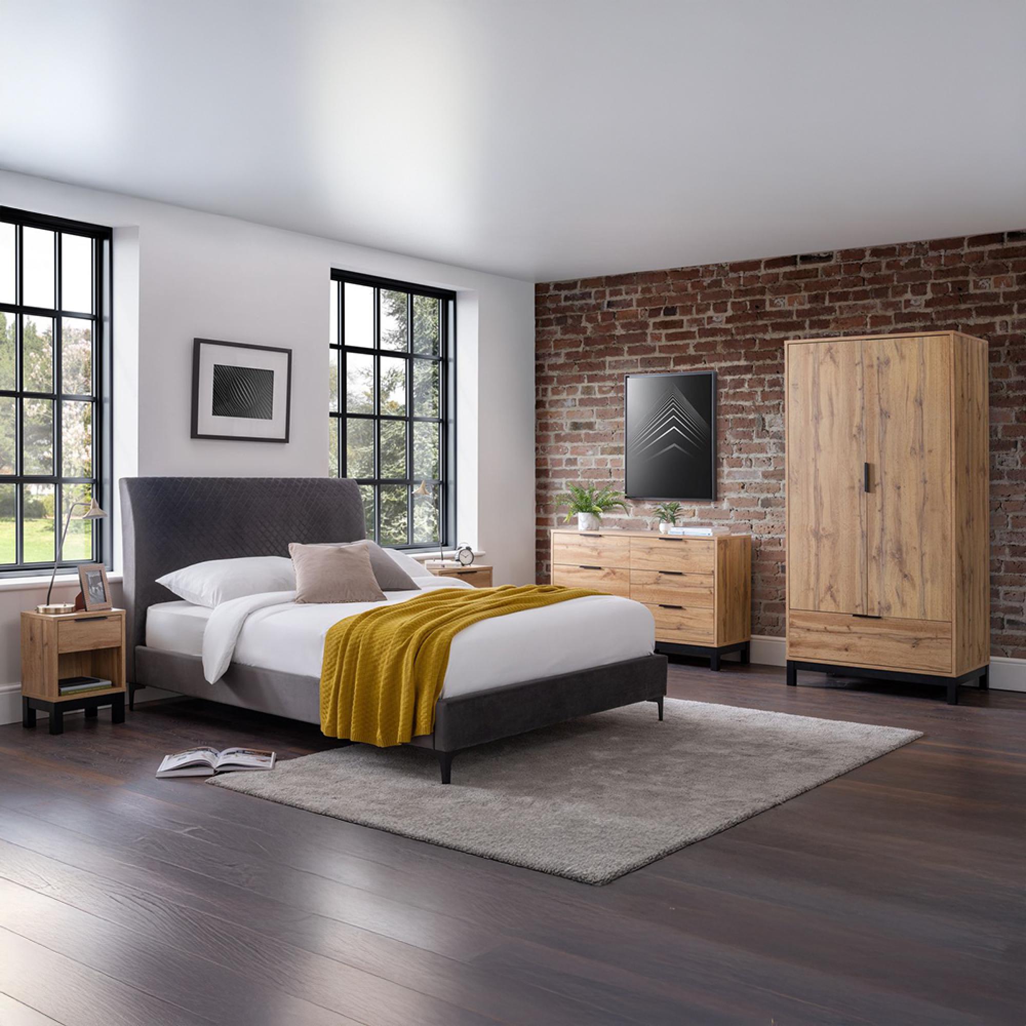 Bali Oak Bedside Cabinet - 1 Drawer