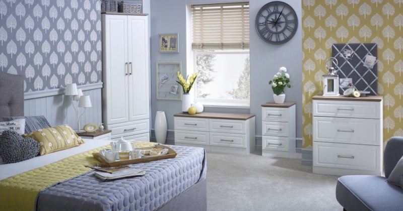 Kent Bedside Cabinet - 3 Drawer - White and Oak