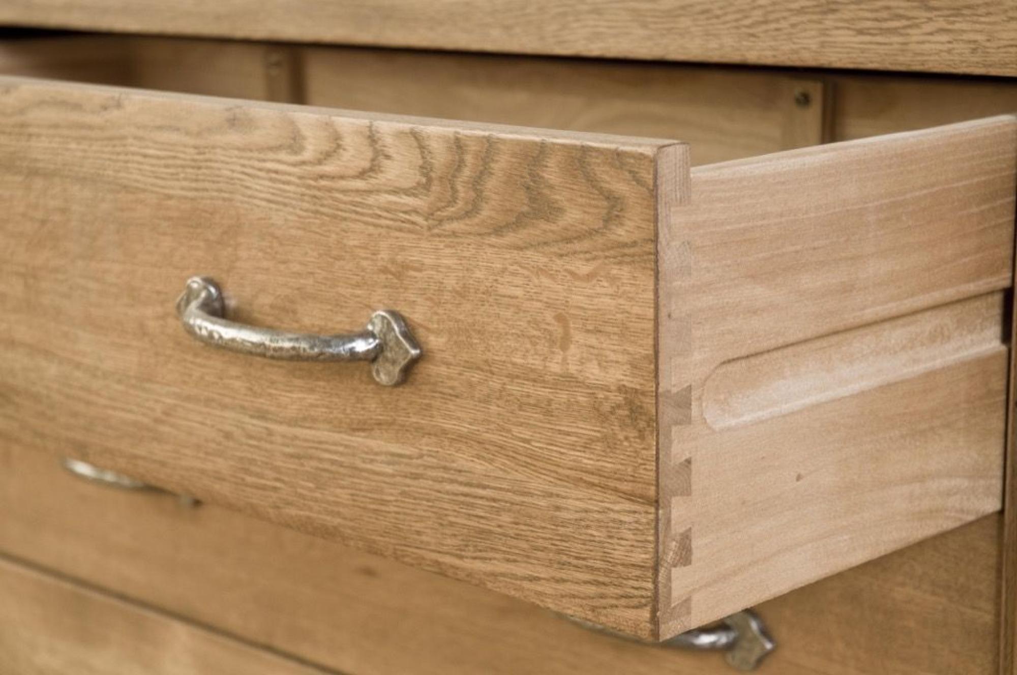 Lyon Chest - 2+3 Drawer - Wide - Oak