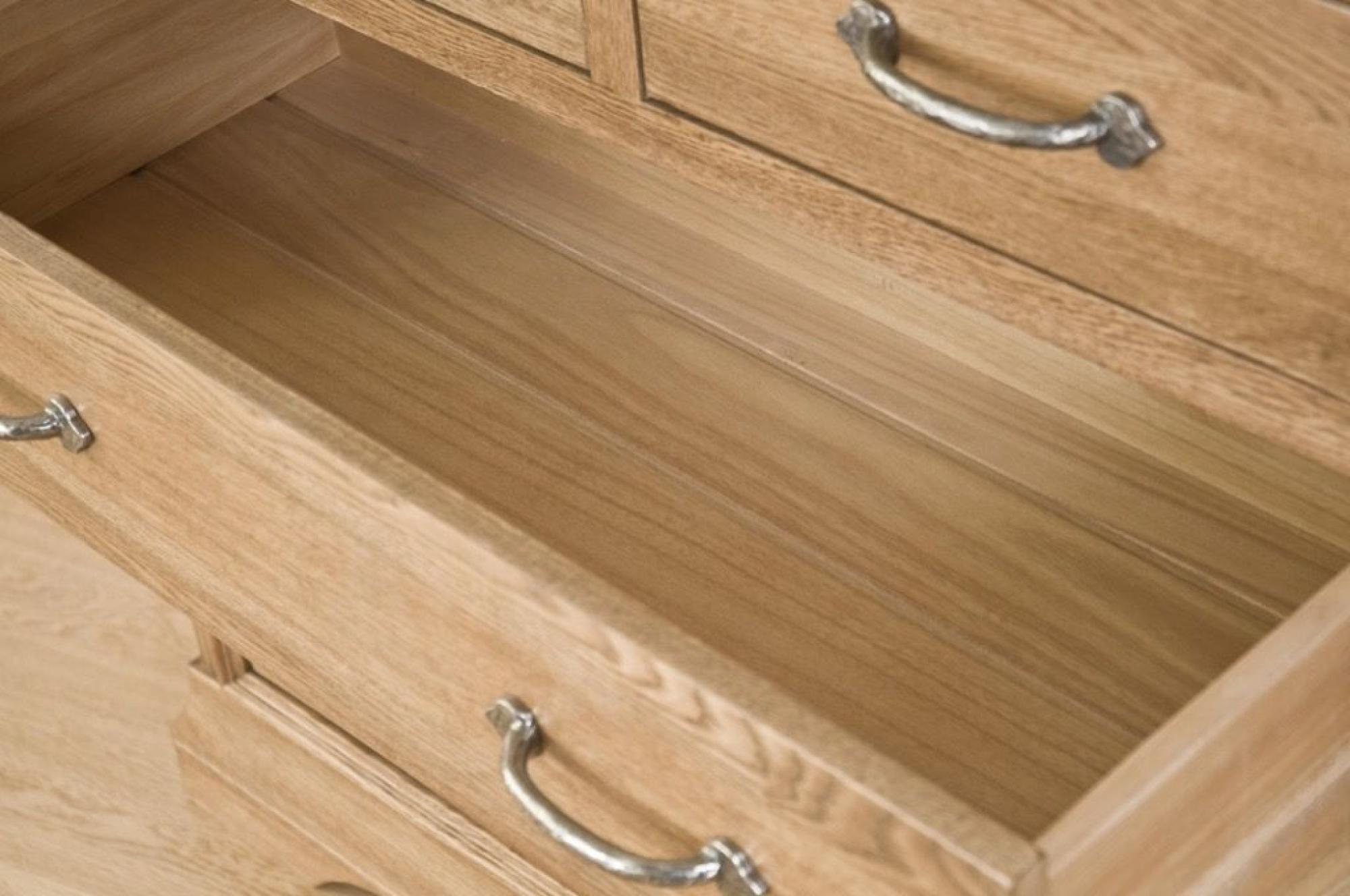 Lyon Chest - 2+3 Drawer - Wide - Oak