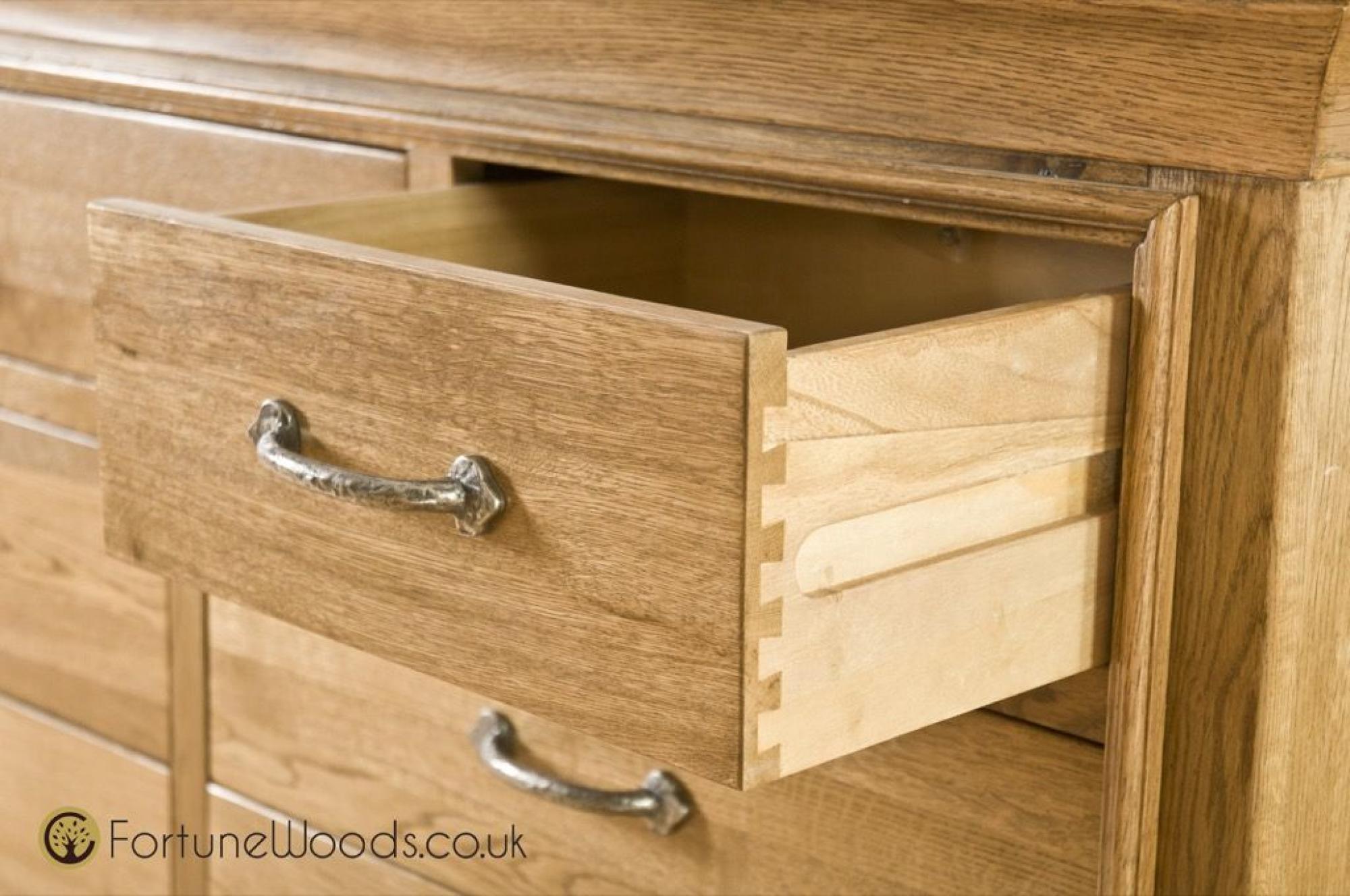 Lyon Chest - 3+4 Drawer - Wide - Oak