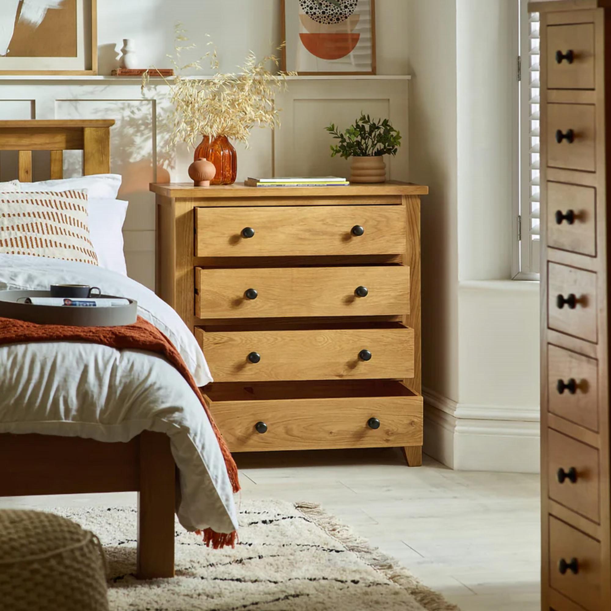 Marlborough Chest of Drawers - 4 Drawer - Oak