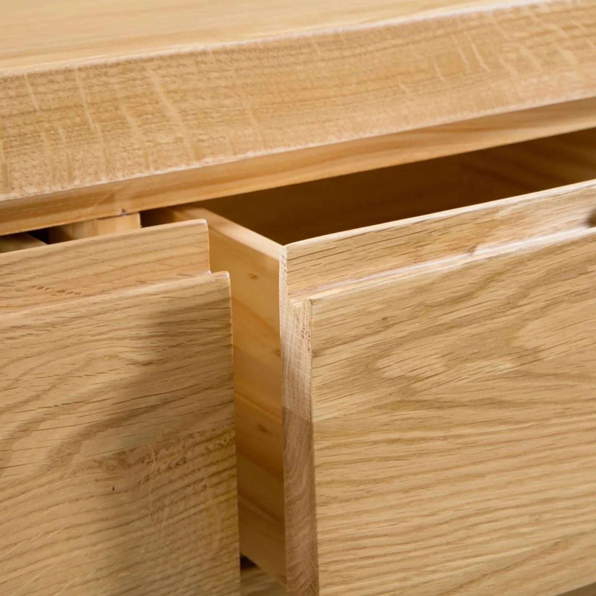 Curve Chest of Drawers - 3+2 Drawer - Oak