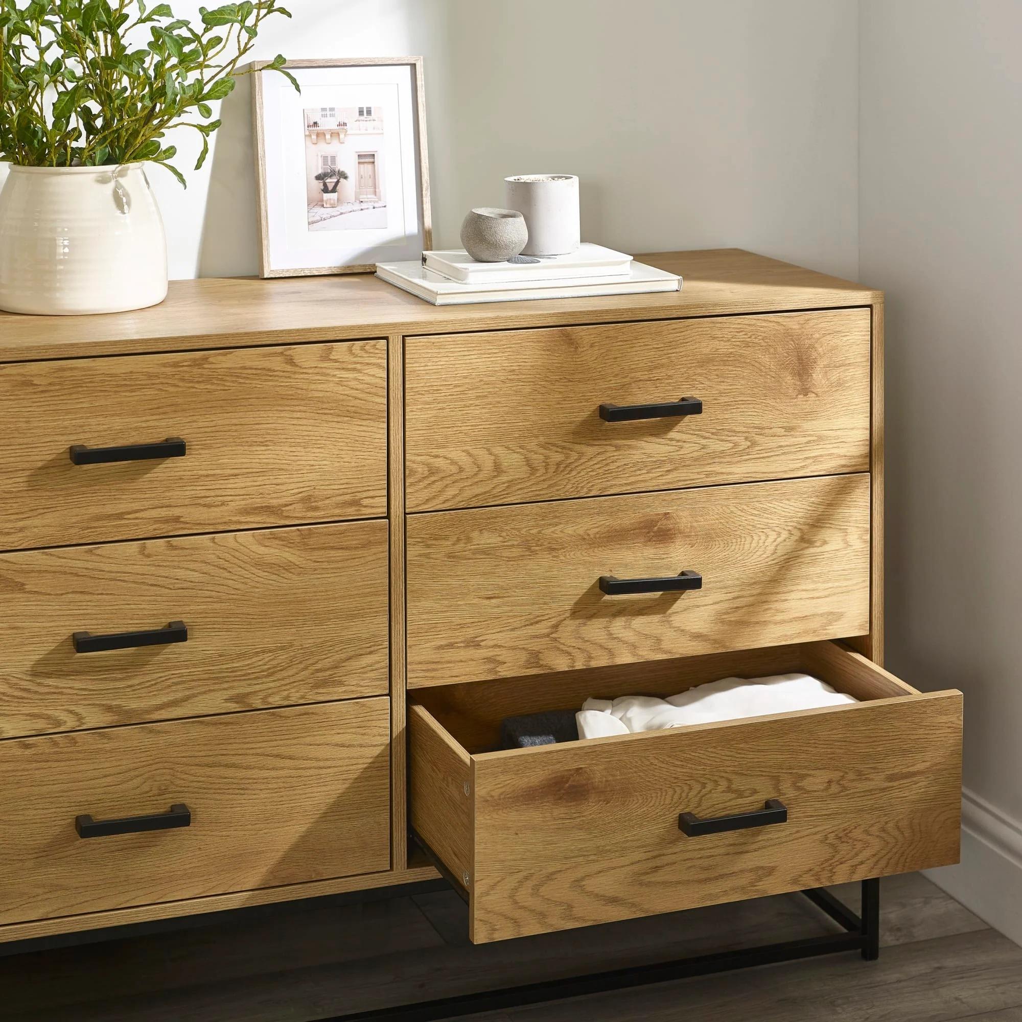 Harlow Light Oak Effect Chest of Drawers - 6 Drawer - Wide