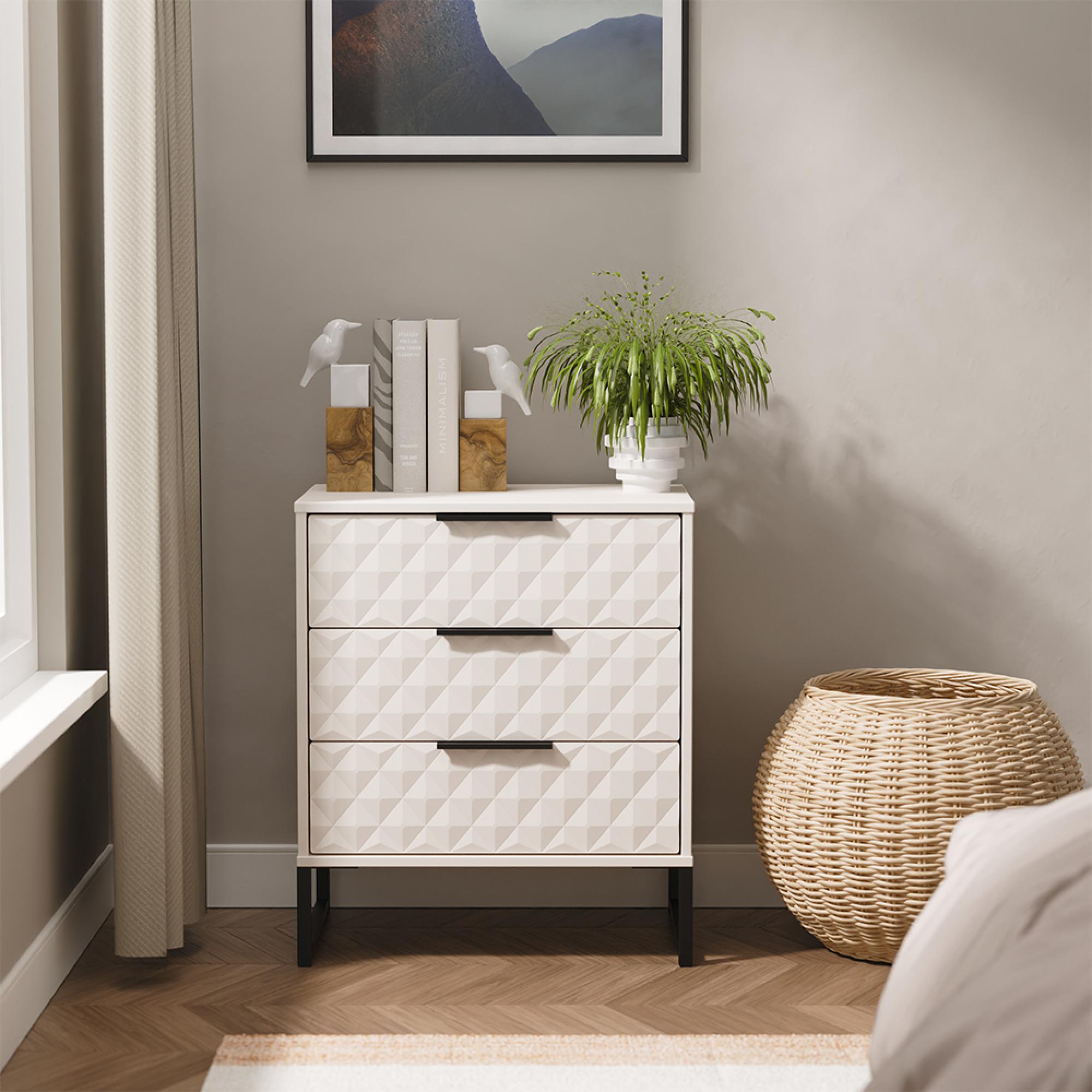 Harlequin Chest - 3 Drawer - Midi - with Hairpin Legs - Kashmir Matt