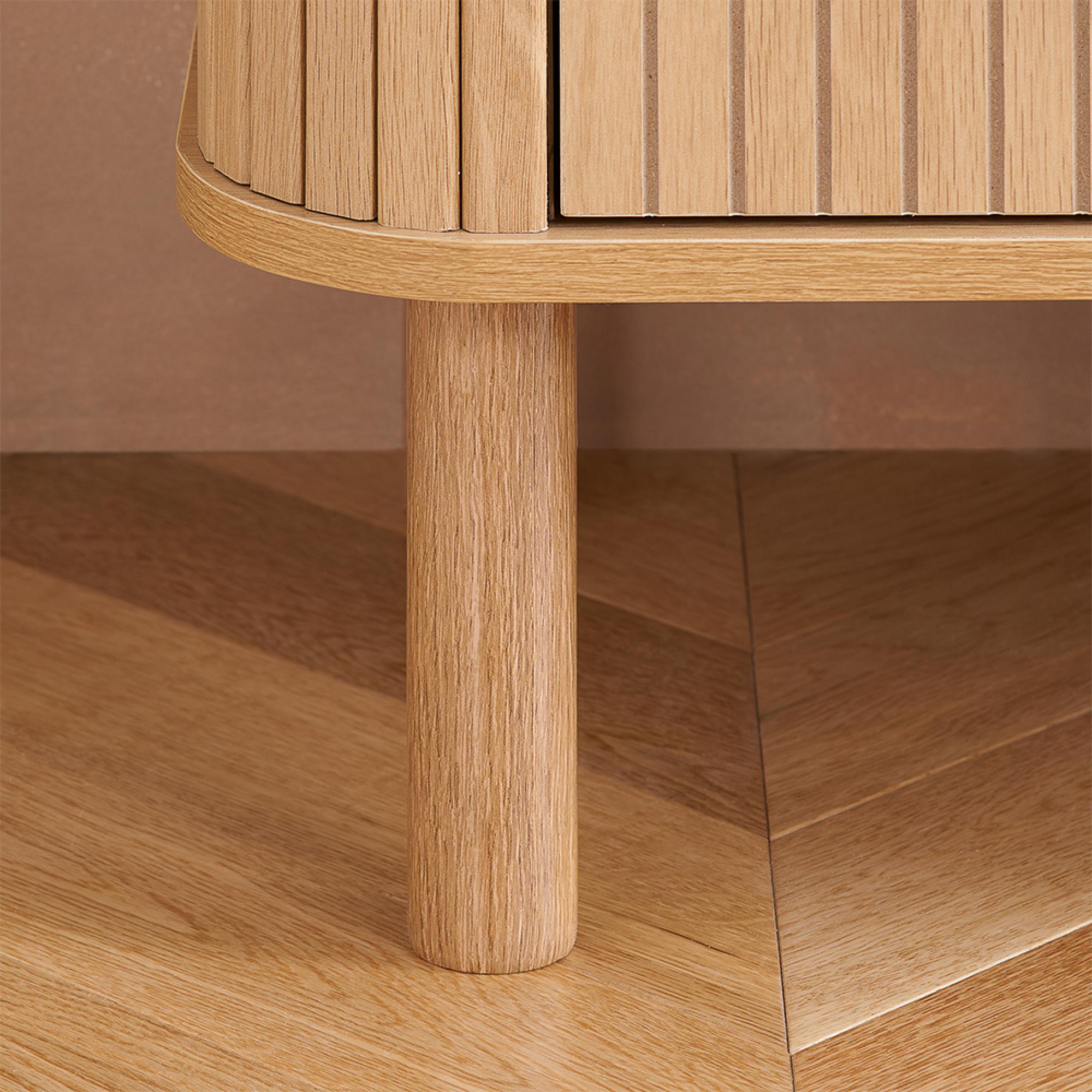 Axel Curved Chest - 2+3 Drawer - Oak Fluted