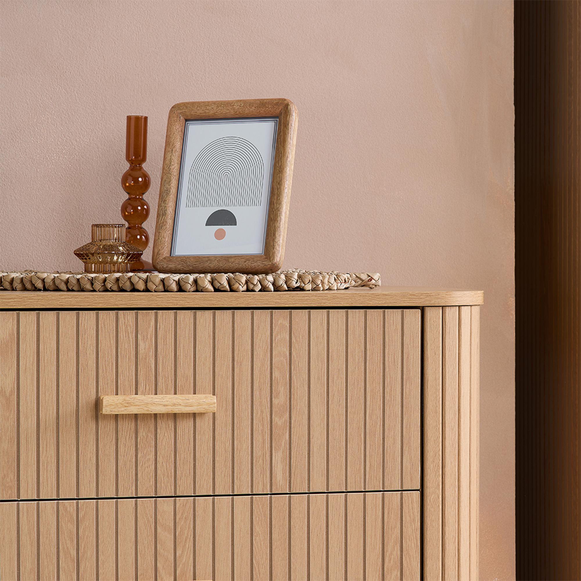 Axel Curved Wide Chest - 6 Drawer - Oak Fluted