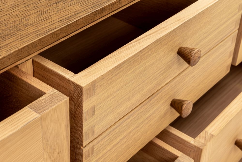 Grace Natural Oak 3 Over 4 Drawer Wide Chest