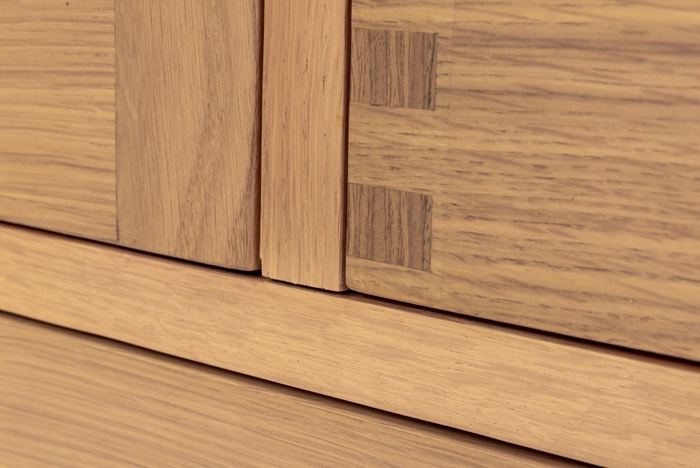 Grace Natural Oak 3 Over 4 Drawer Wide Chest