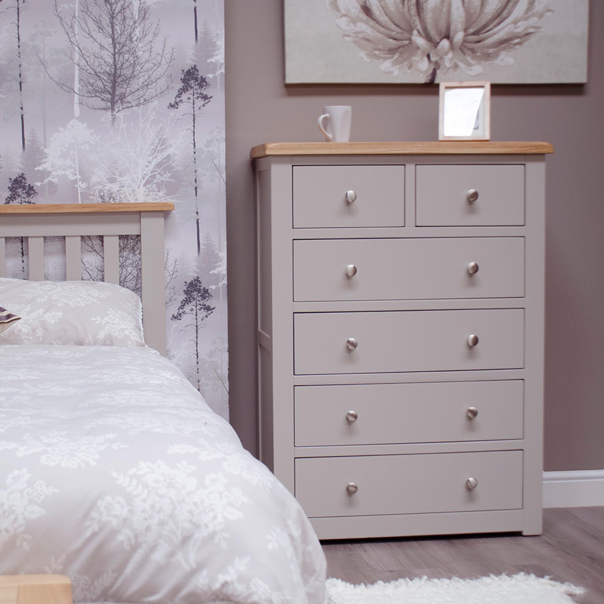 Diamond Painted Chest of Drawers - 4+2 Drawer